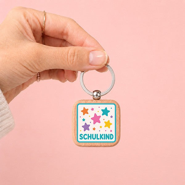 Holz Schlüsselanhänger, Motiv "Schulkind Sterne", UV-Druck, viereckig, 39,5 x 39,5 mm, Schlüsselring 32 mm
